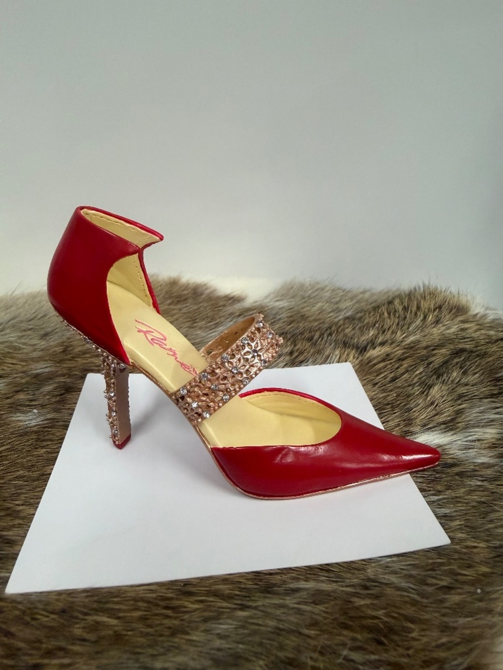 Just The Right Shoe Figurine- Sparkle- EJ313